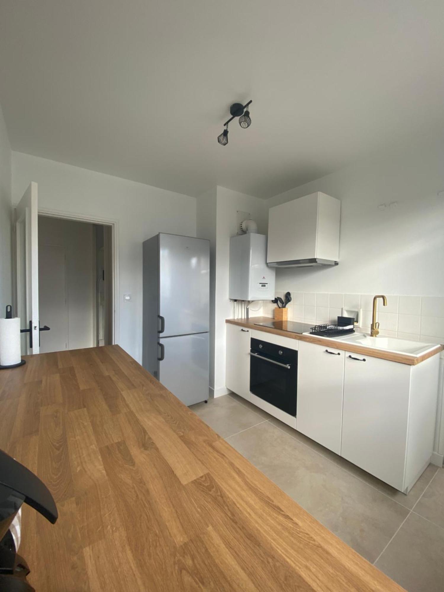 Appartement Spacieux Et Chaleureux - 4Pers - Refait A Neuf - Parking Privatif - Proches Axes, Commerces Et Services - Check In 24-24 Lempdes Buitenkant foto